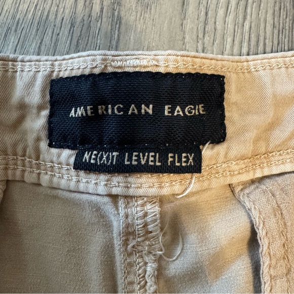 American Eagle Men’s Next Level Flex 32x32 Light Weight Light Wash Khaki Pants - Picture 5 of 7